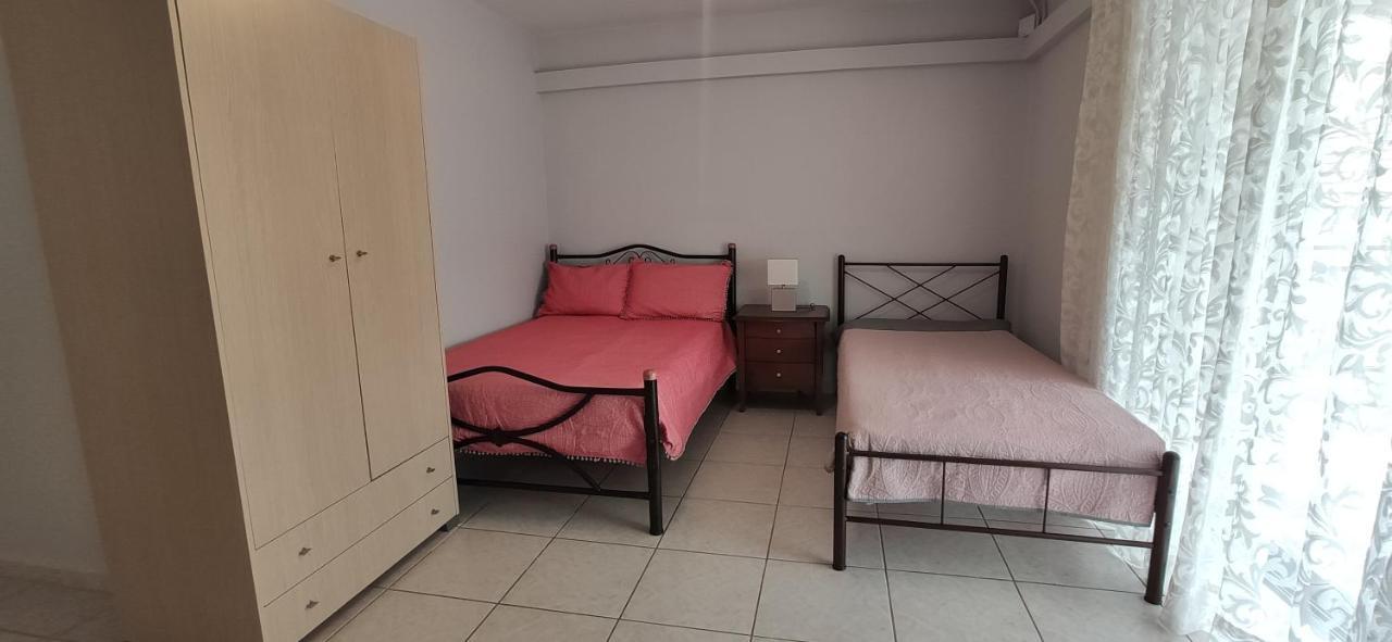 Appartamento Ostria Ierissós Esterno foto